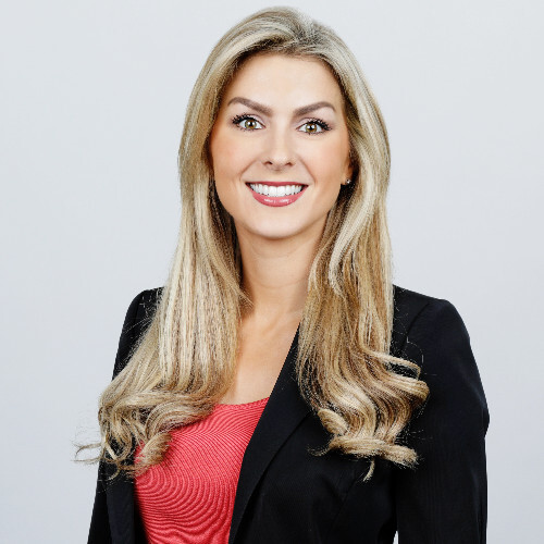 Tara Tedrow Headshot