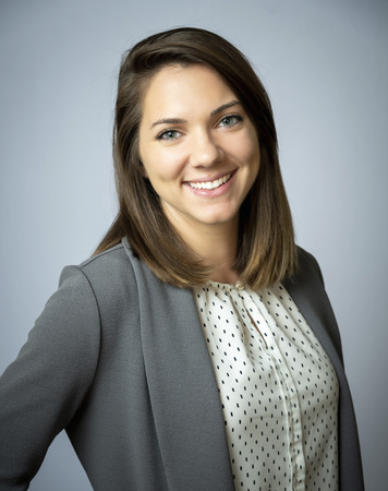 Summer Carlson Preferred Headshot 2